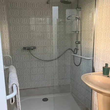 Maison Familiale Les Tilleuls 別荘 *